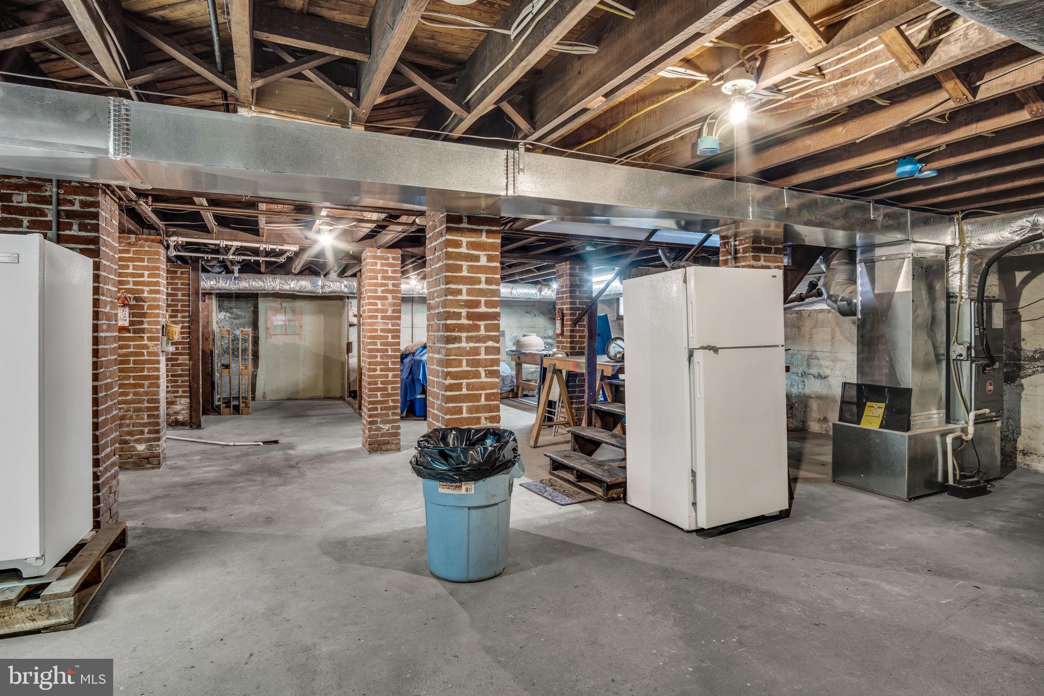 ALLISON HILL - Residential