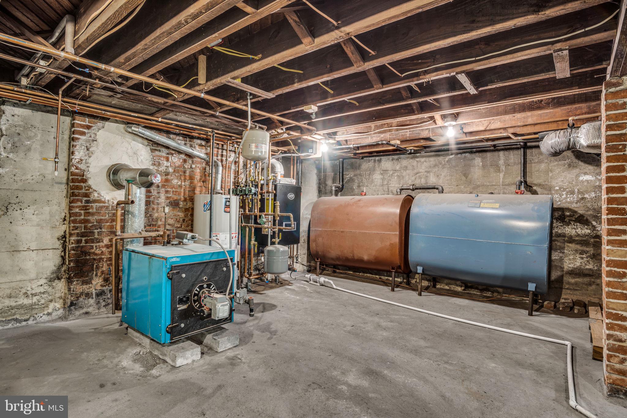 ALLISON HILL - Residential