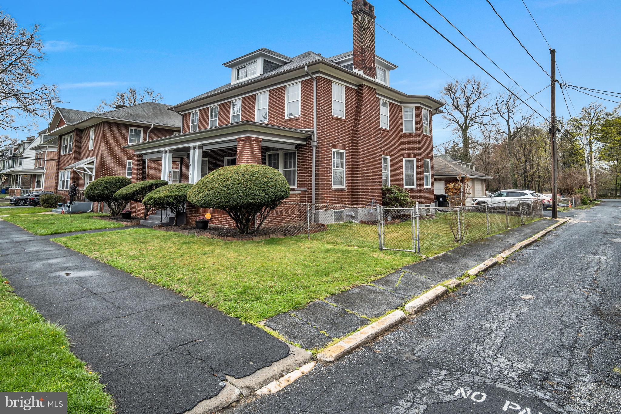 ALLISON HILL - Residential