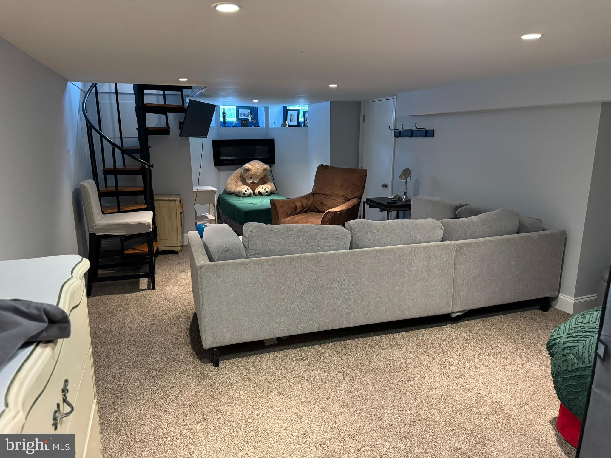 GERMANTOWN (WEST) - Residential Income