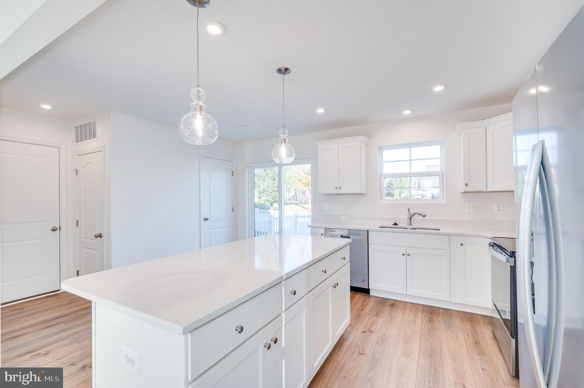 OVERLOOK AT RIVERSIDE - Residential Lease