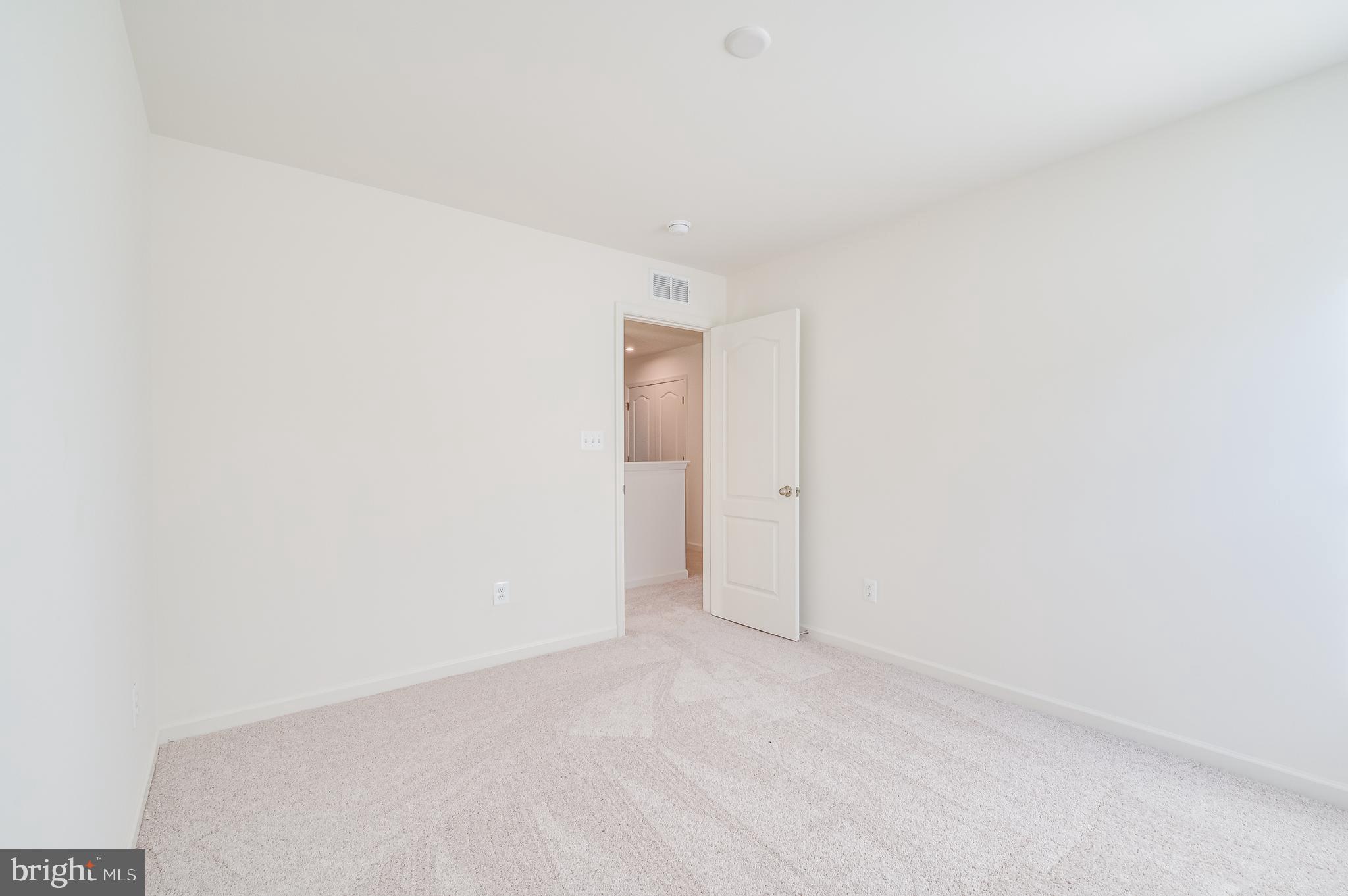 OVERLOOK AT RIVERSIDE - Residential Lease