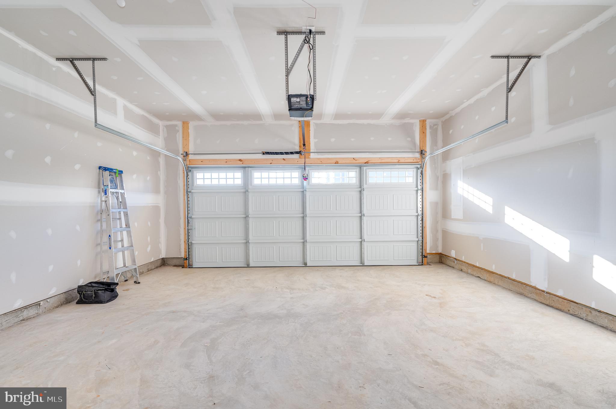 OVERLOOK AT RIVERSIDE - Residential Lease