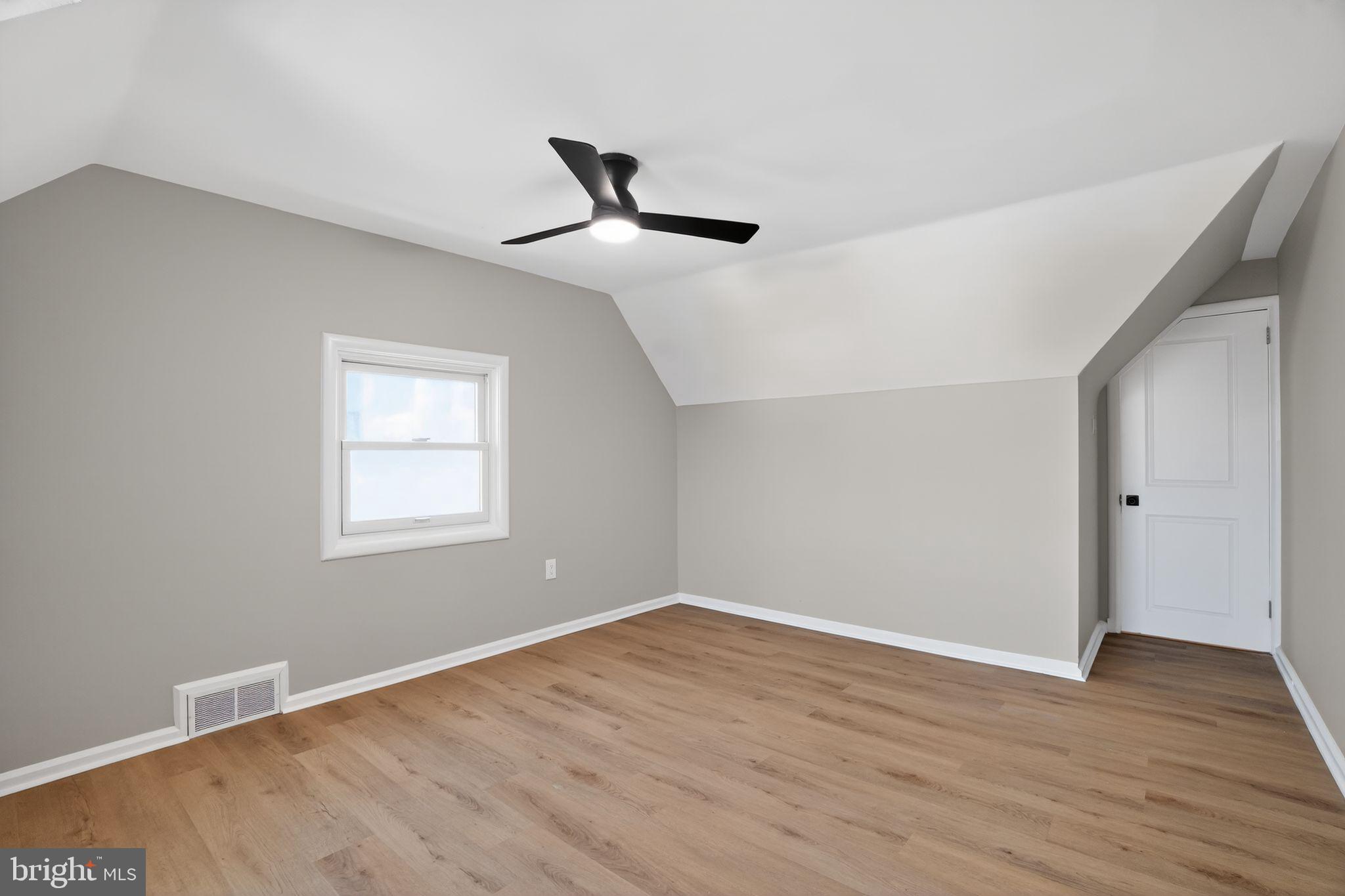 CHESNEY DOWNS - Residential