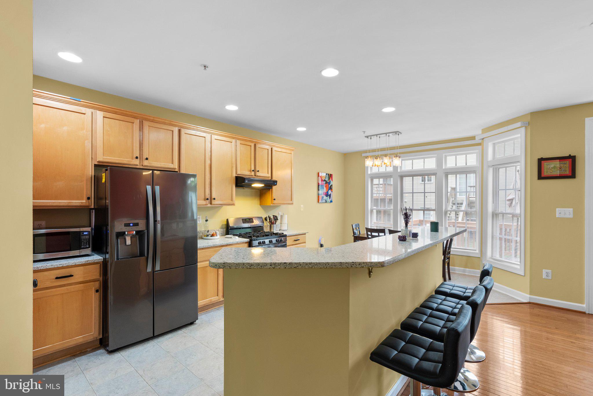 KINGSVIEW VILLAGE - Residential