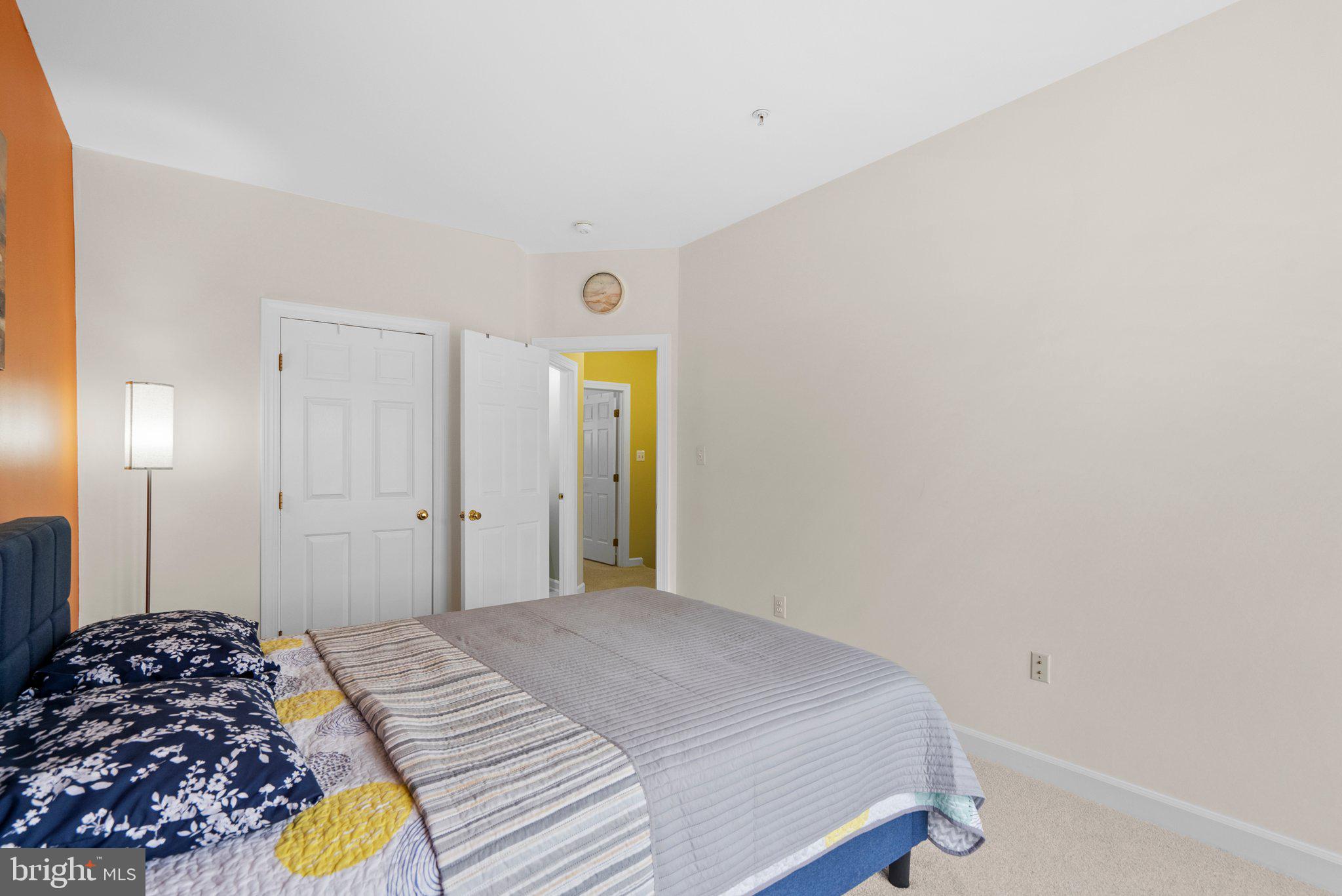 KINGSVIEW VILLAGE - Residential