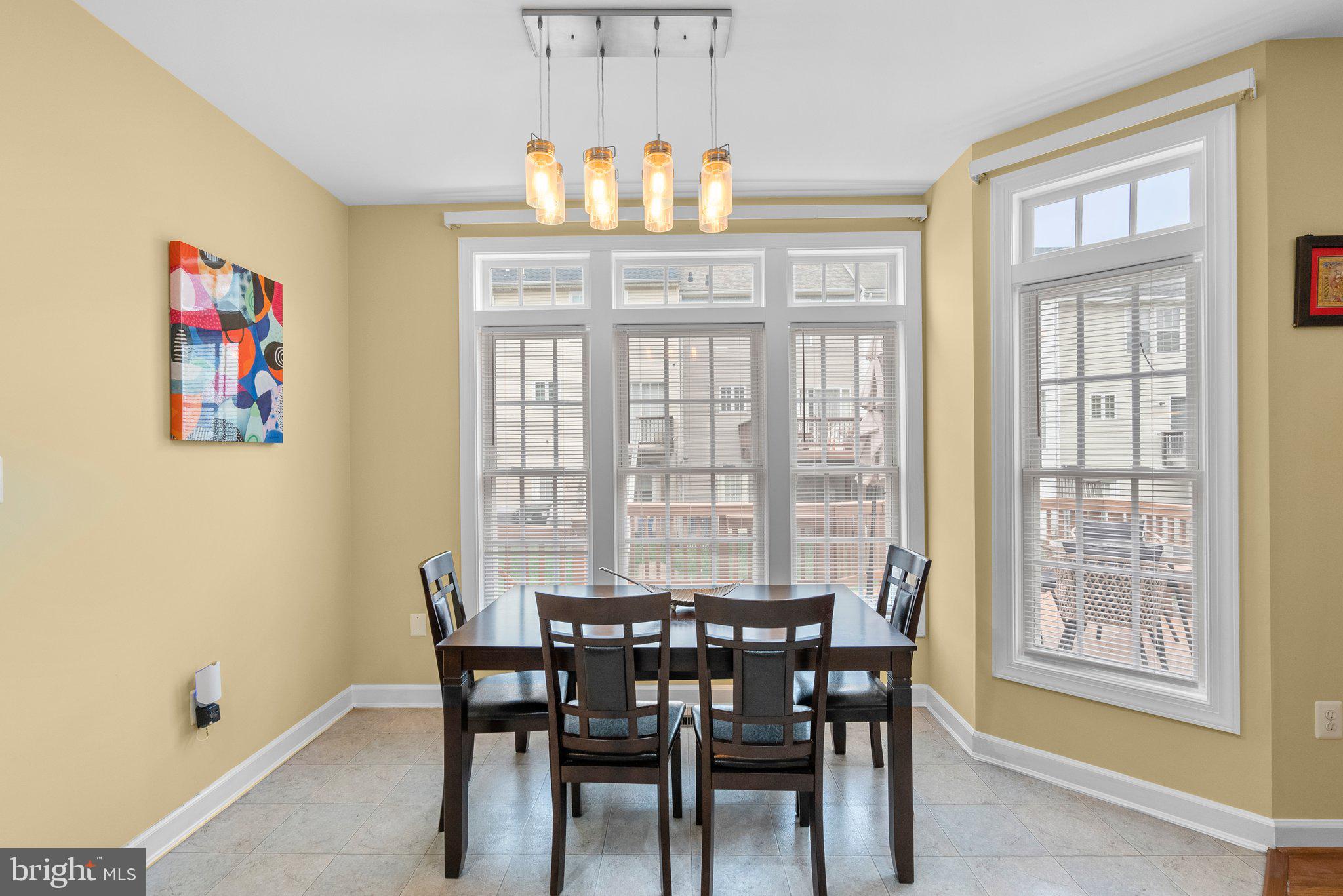 KINGSVIEW VILLAGE - Residential