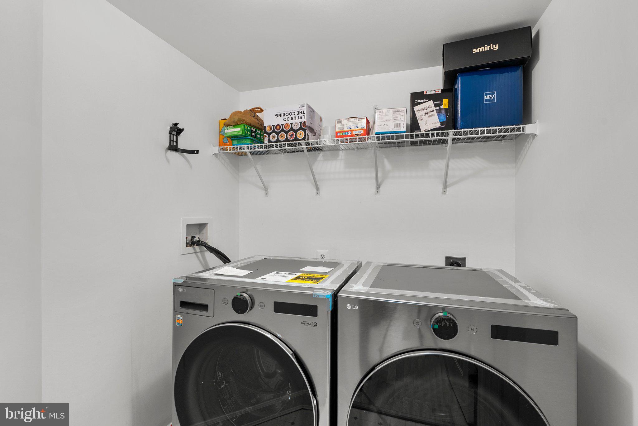 KINGSVIEW VILLAGE - Residential