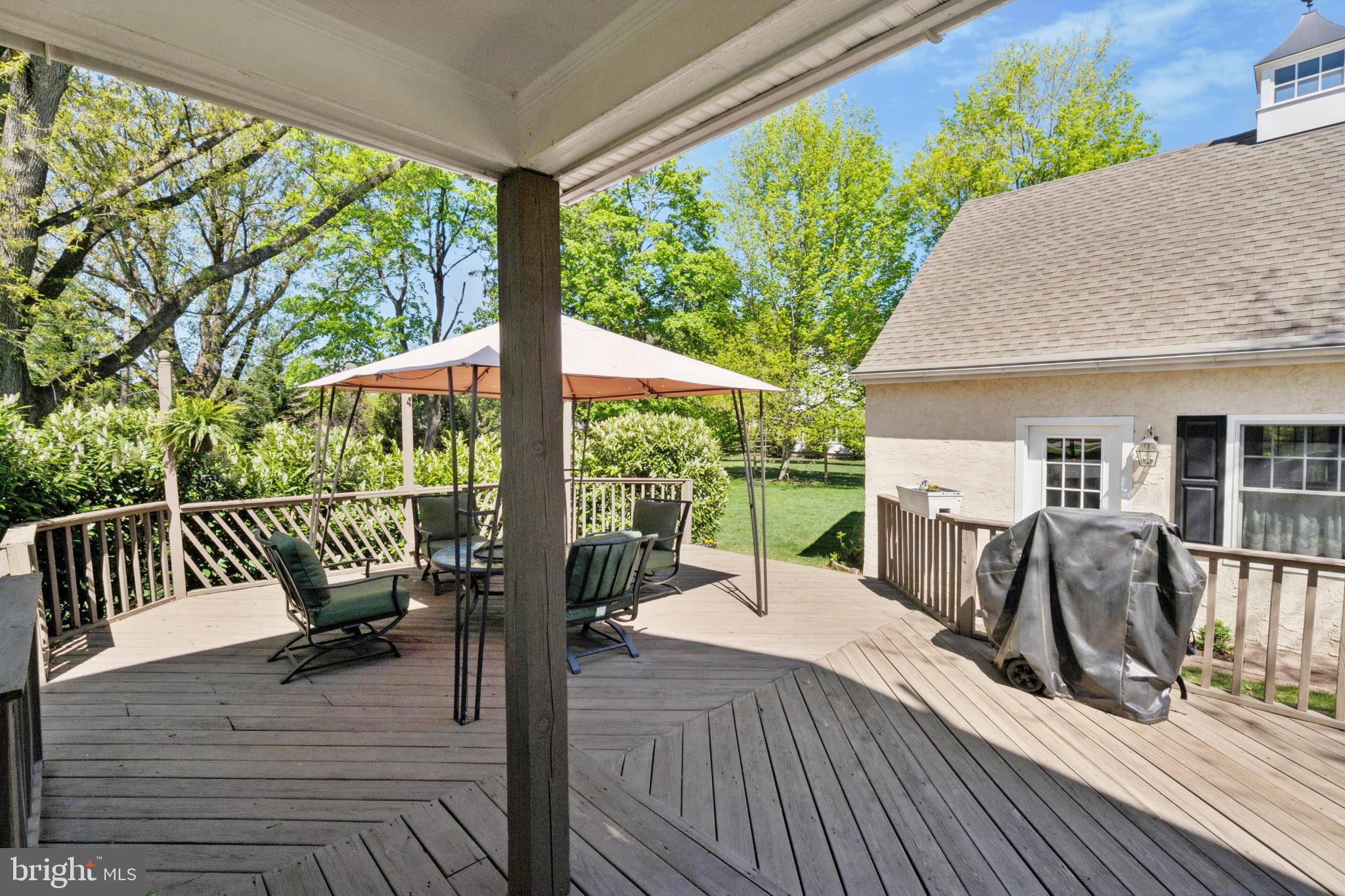 VALLEY HILLS - Residential