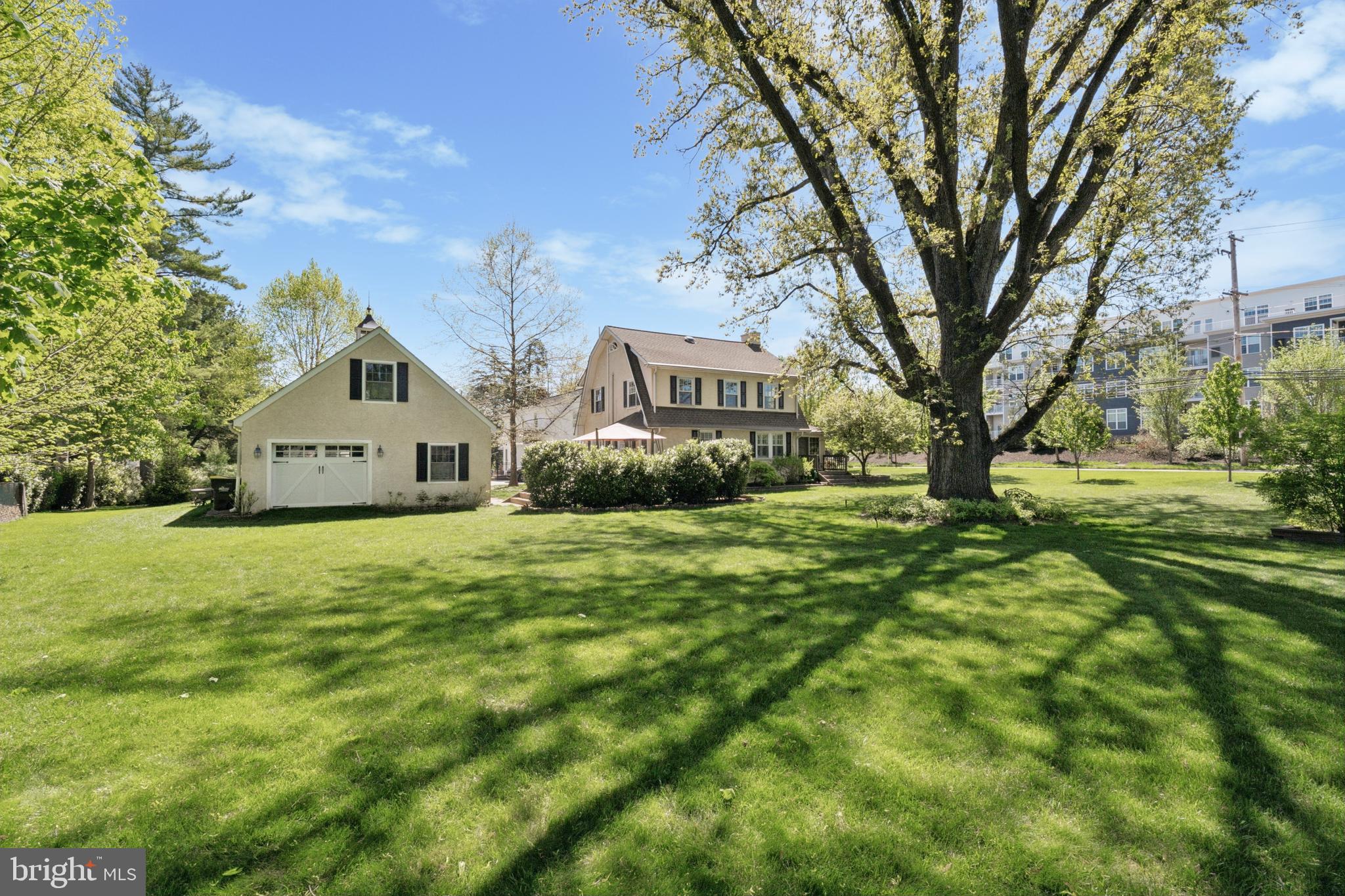 VALLEY HILLS - Residential