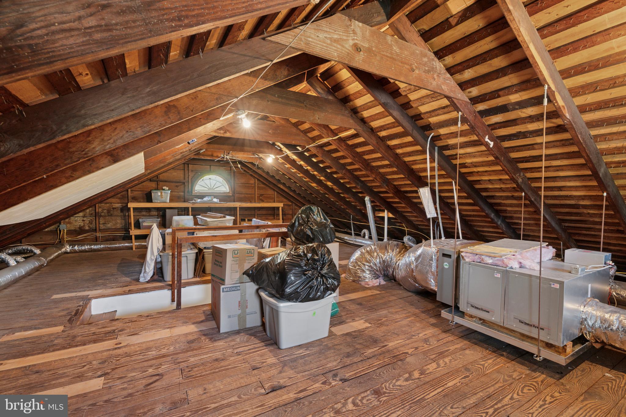 VALLEY HILLS - Residential