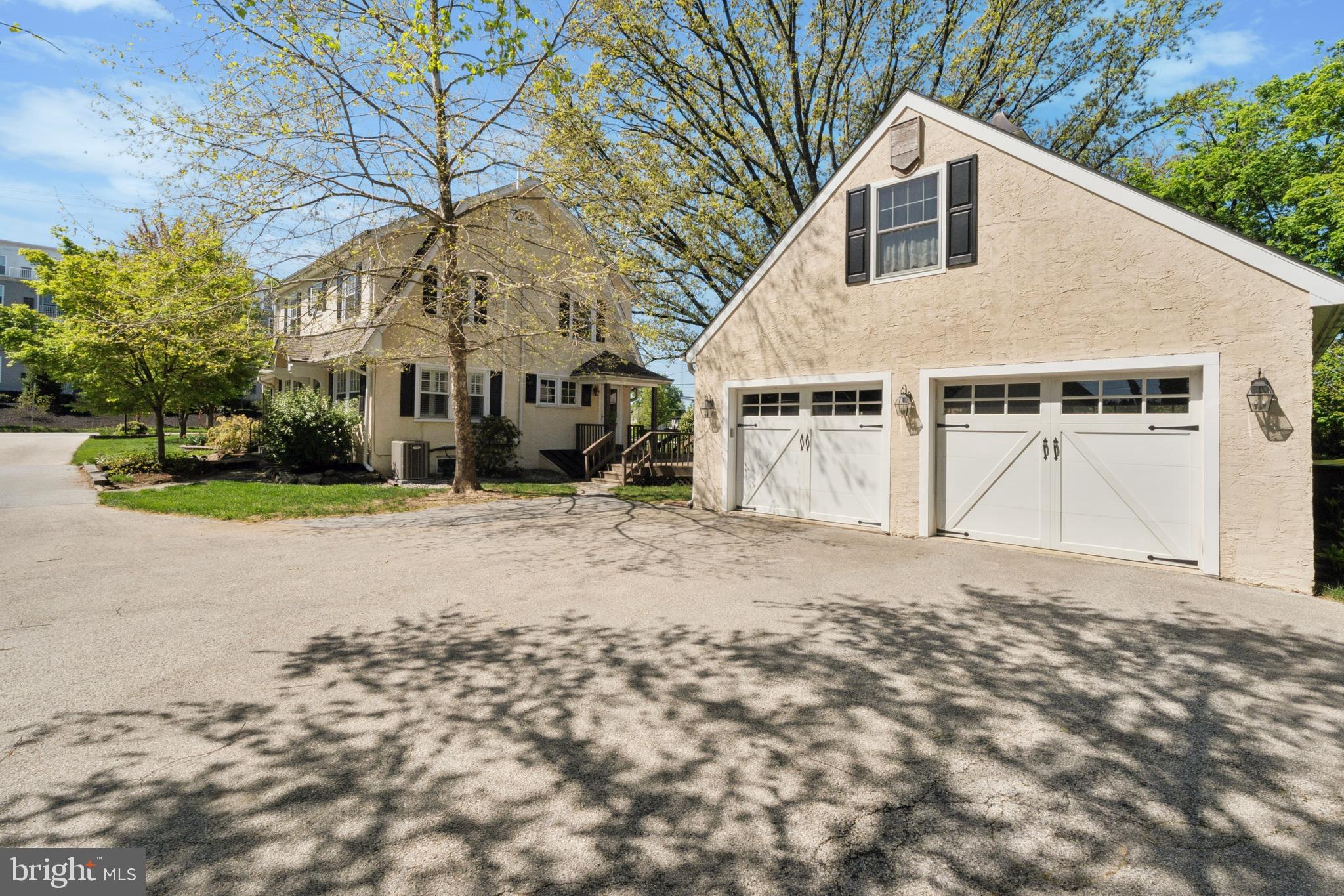 VALLEY HILLS - Residential