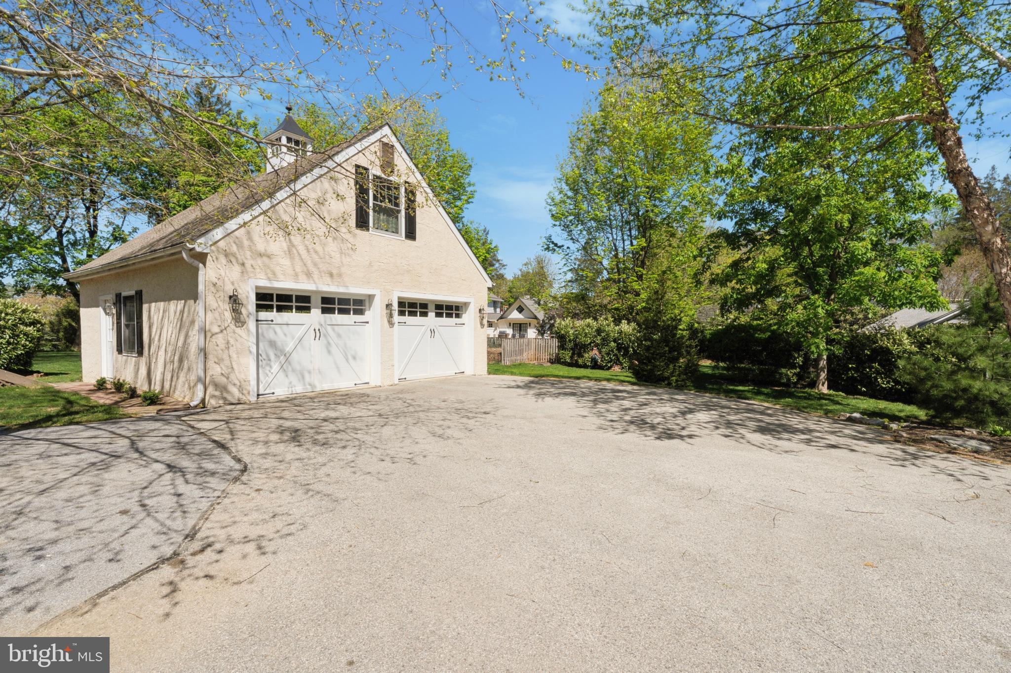 VALLEY HILLS - Residential