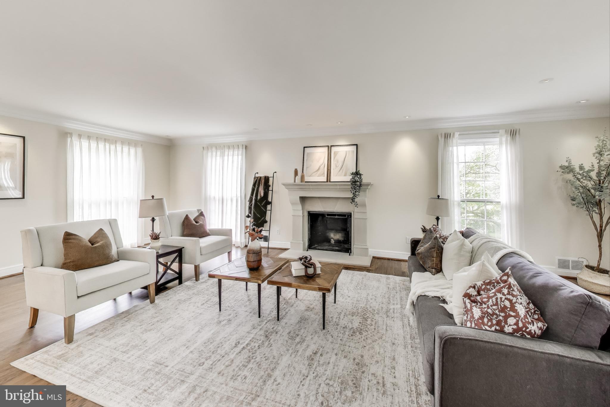 8806 FOX HILLS TRAIL