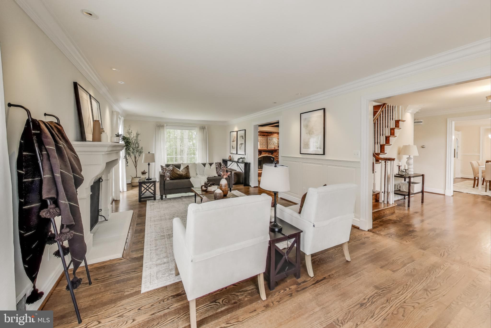 8806 FOX HILLS TRAIL