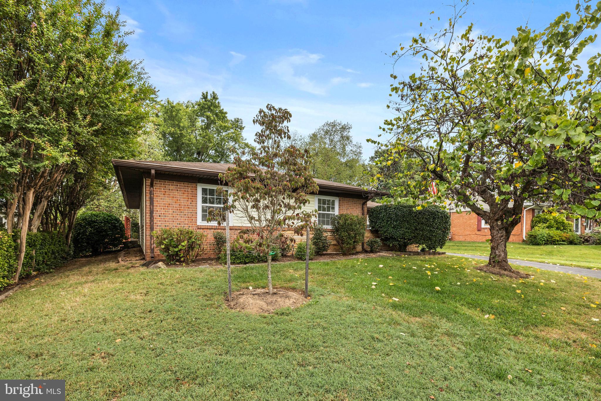 210 W BEECH ROAD