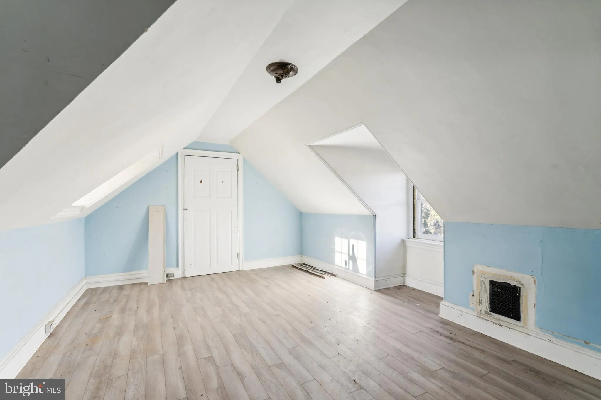 Philadelphia, Pennsylvania 19144, United States, 12 Bedrooms Bedrooms, ,4 BathroomsBathrooms,Residential,Active,12581