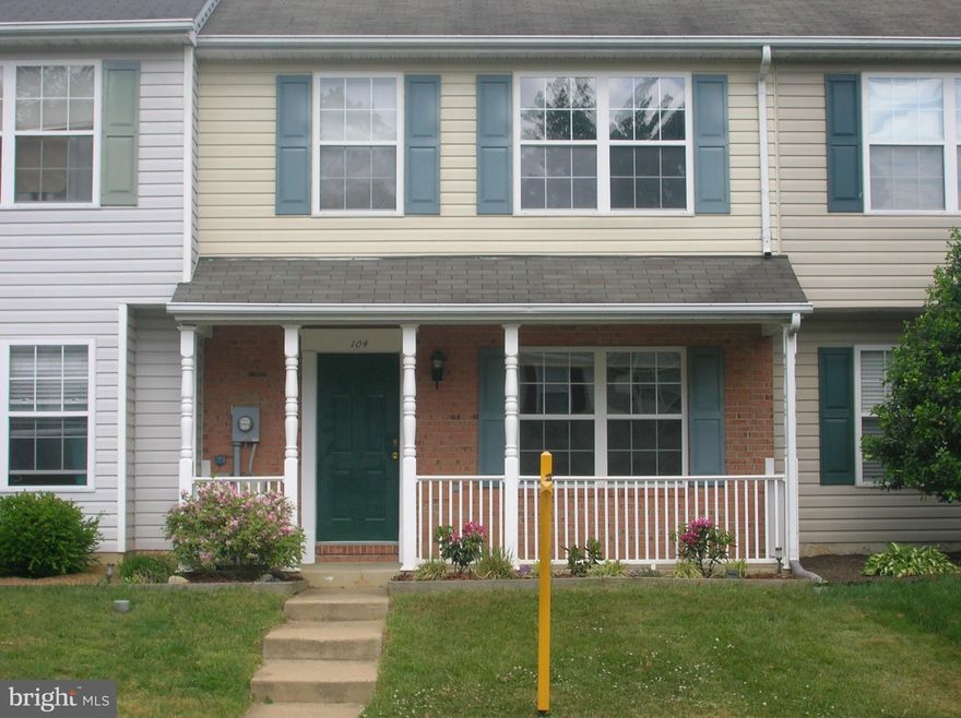 Price just reduced. Nice town home in a great location. Well maintained and move in ready. Home features 3 bedrooms and 2 and a half baths. Good sized kitchen, and laundry on the bedroom level. HVAC replaced in 2014. Seller offering 1 year home warranty. Priced to sell!