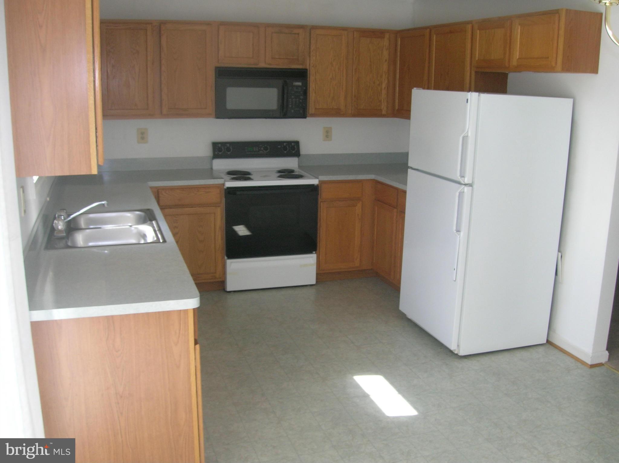 CHARLESTON TERRACE LA PLATA - Residential