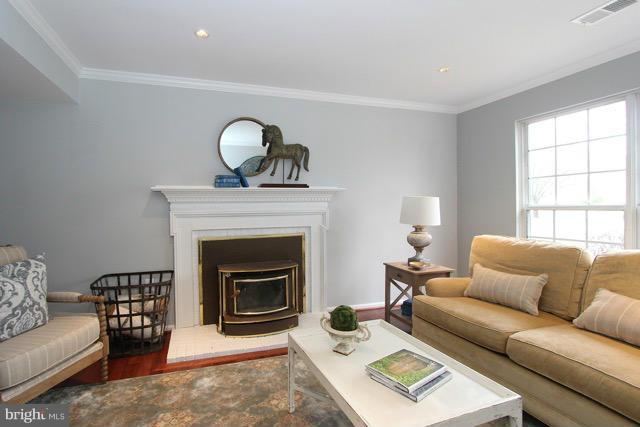 MONTPELIER WOODS - Residential