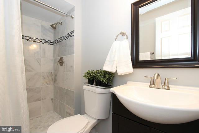 MONTPELIER WOODS - Residential