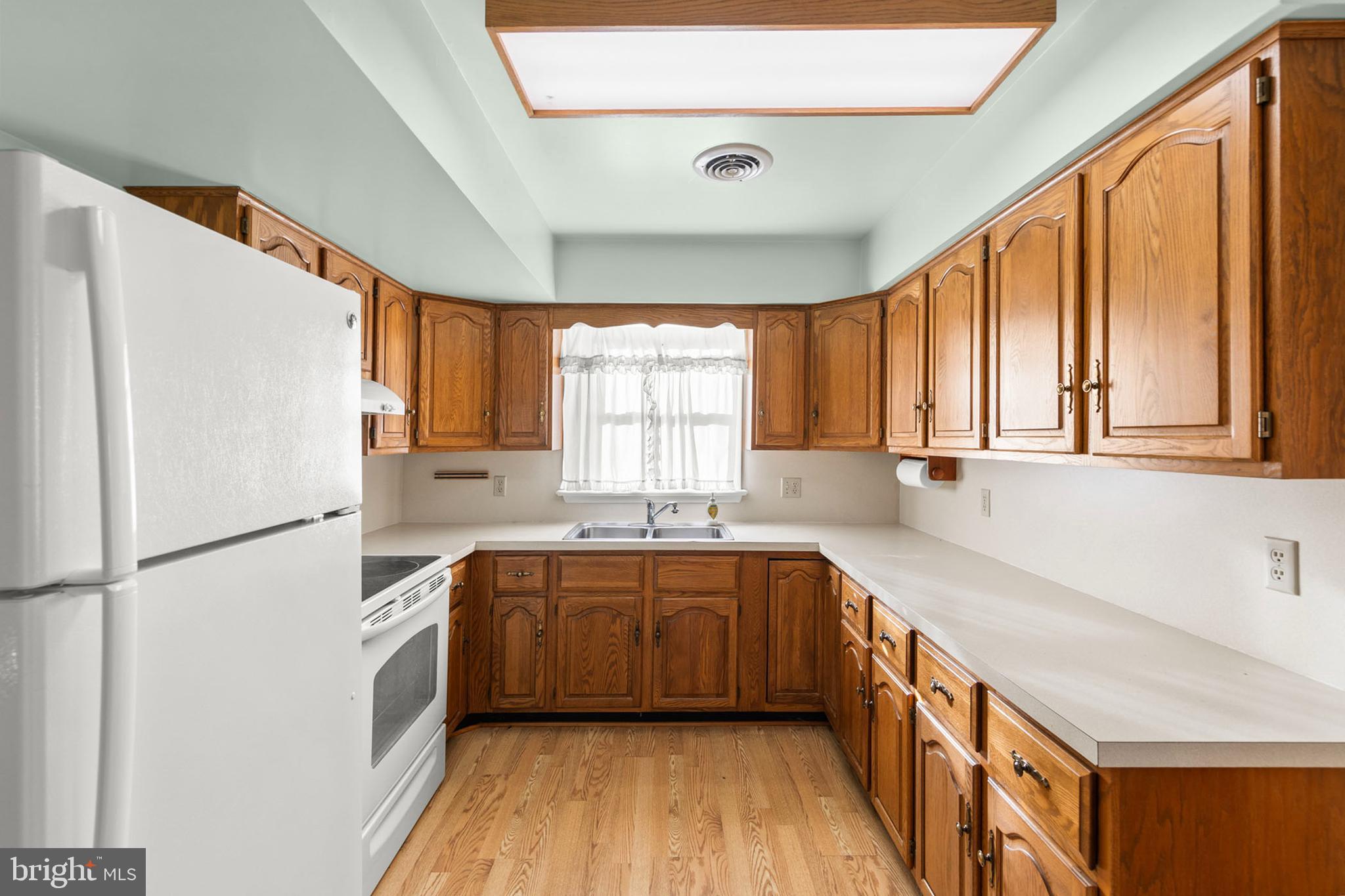 GLAIZE DEVELOPMENT INC - Residential