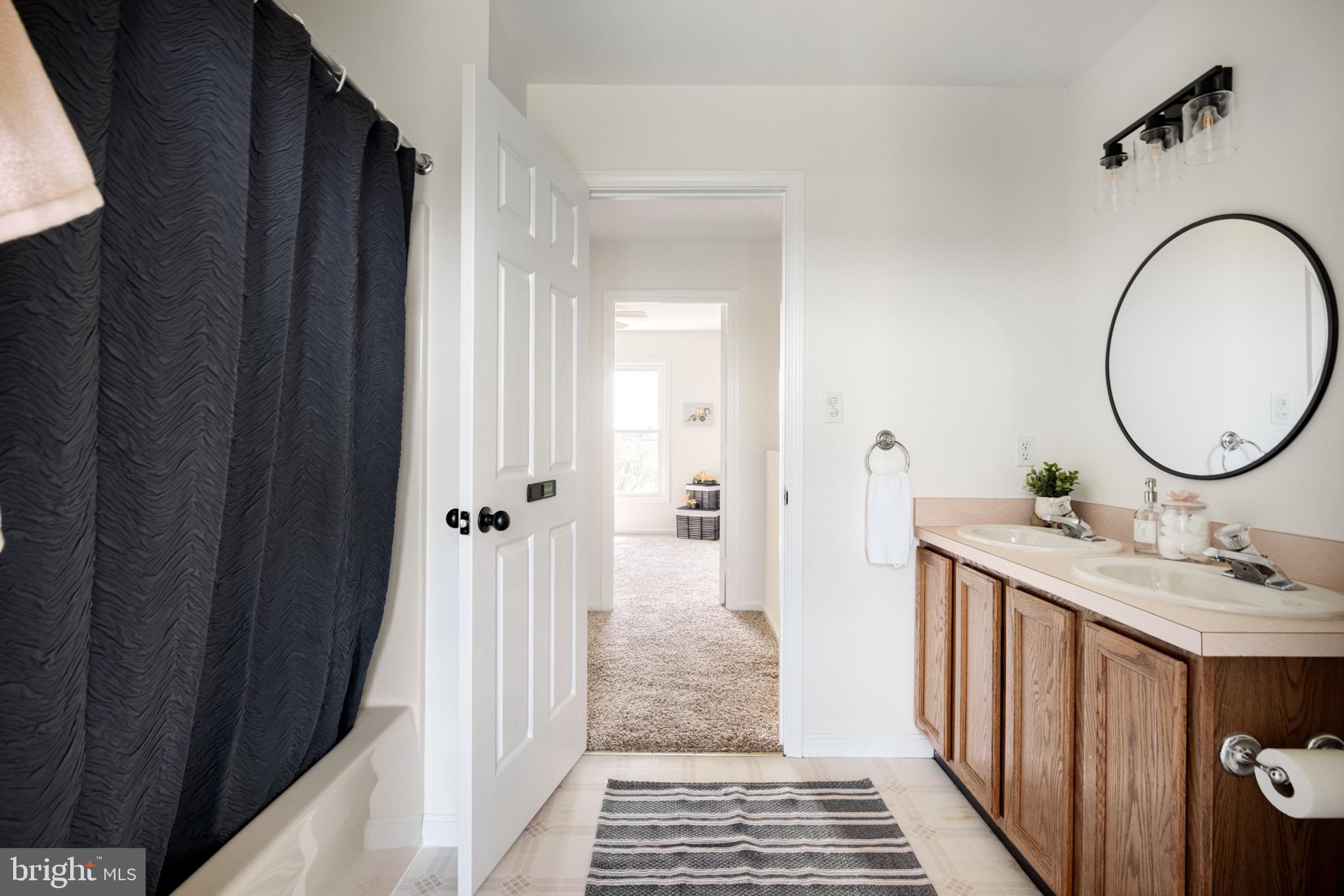 FAIRVIEW PLACE - Residential