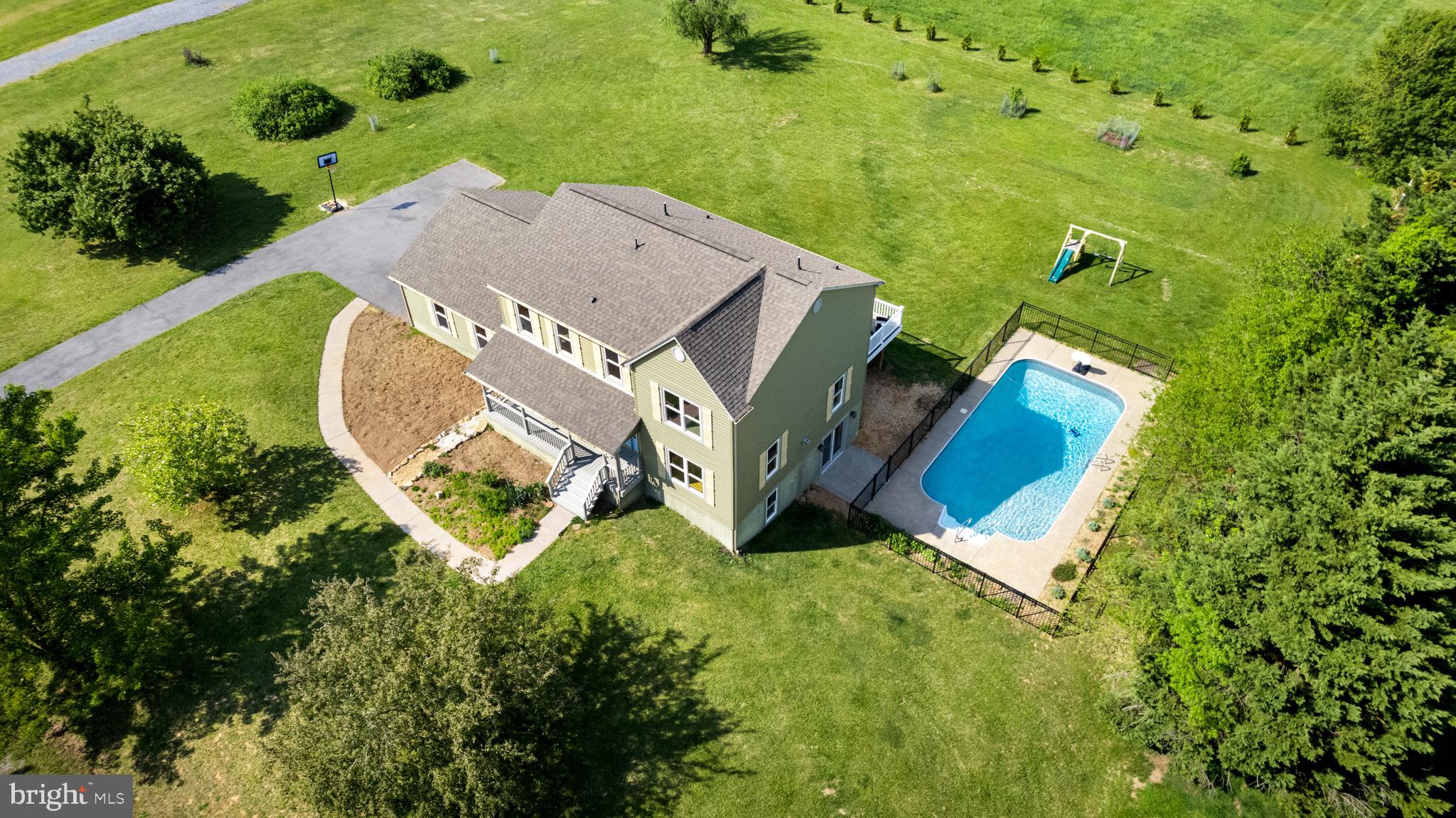 FAIRVIEW PLACE - Residential