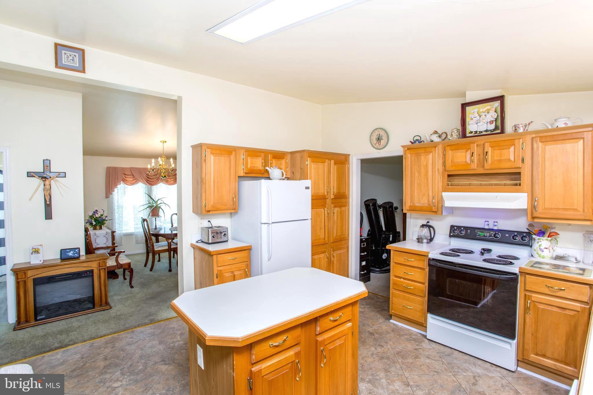 QUIET ACRES - Residential