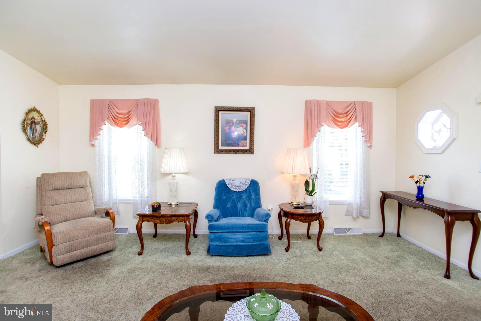 QUIET ACRES - Residential