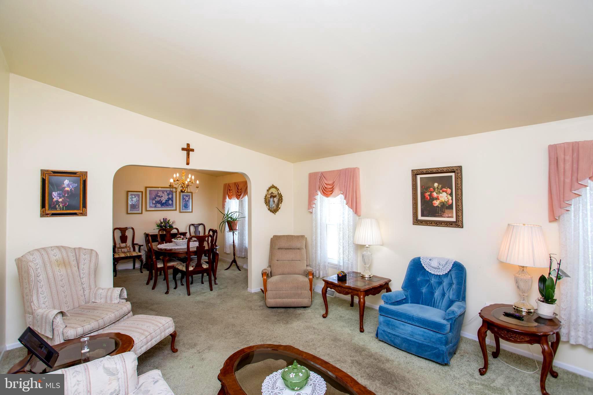 QUIET ACRES - Residential