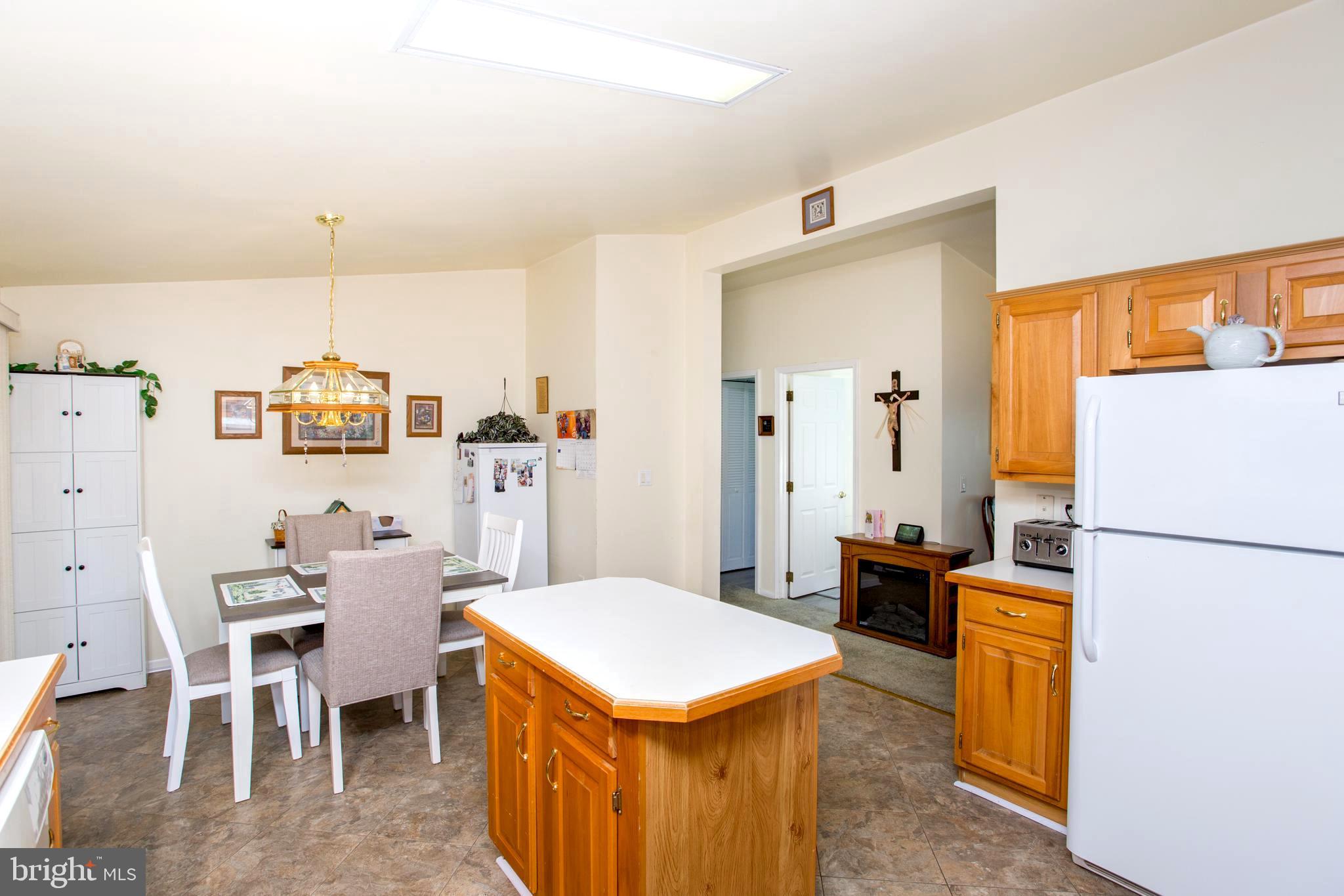 QUIET ACRES - Residential