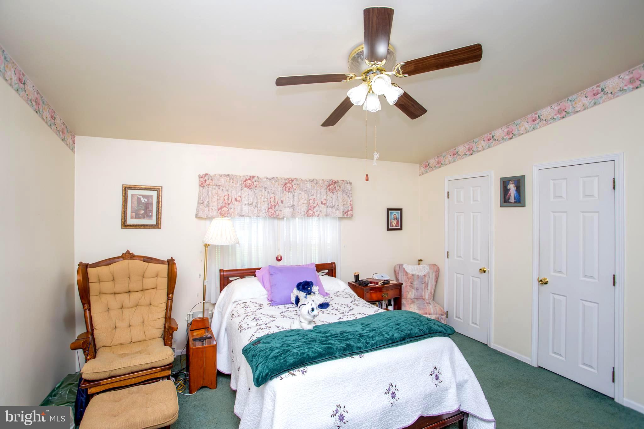 QUIET ACRES - Residential