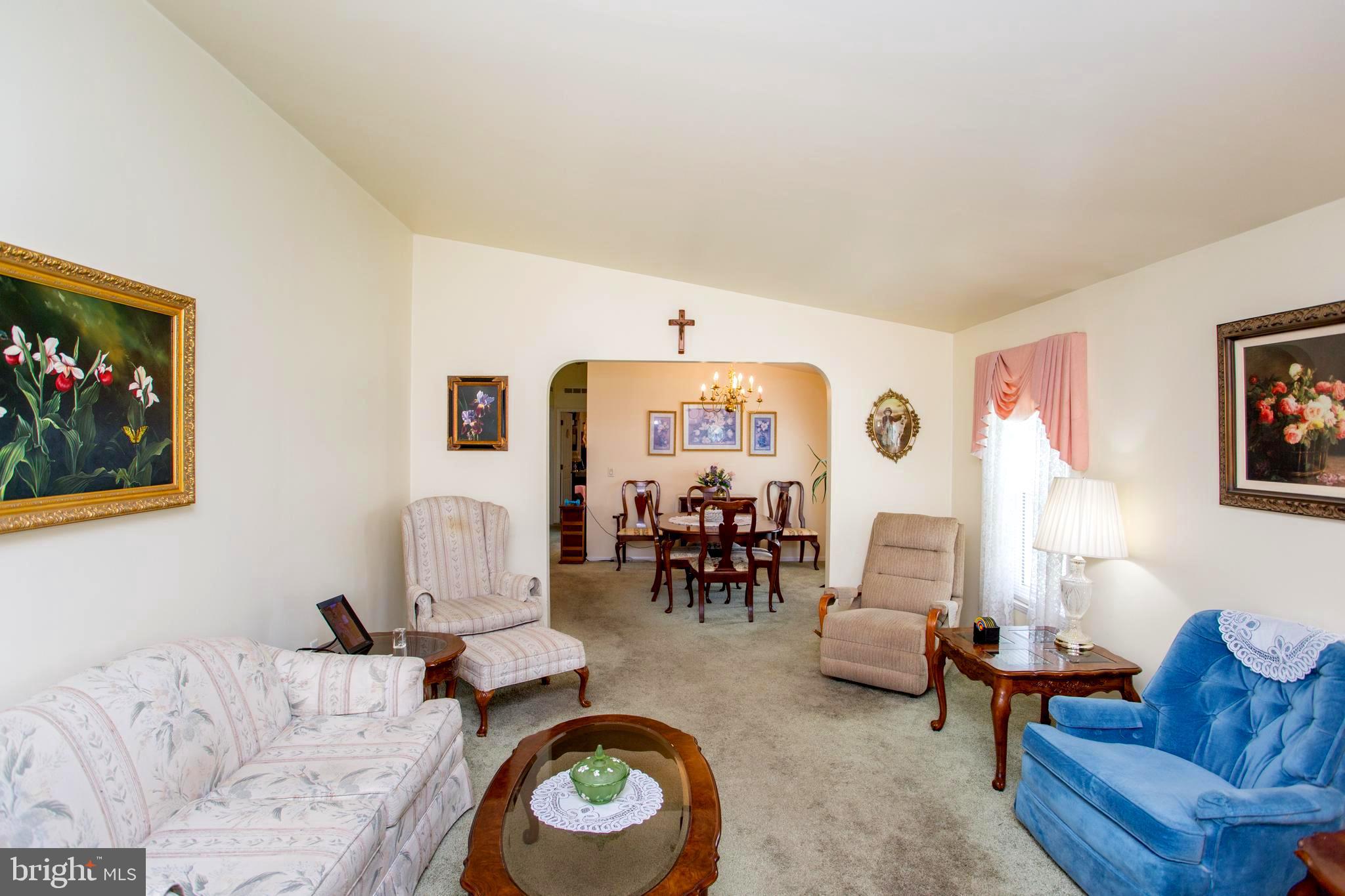 QUIET ACRES - Residential