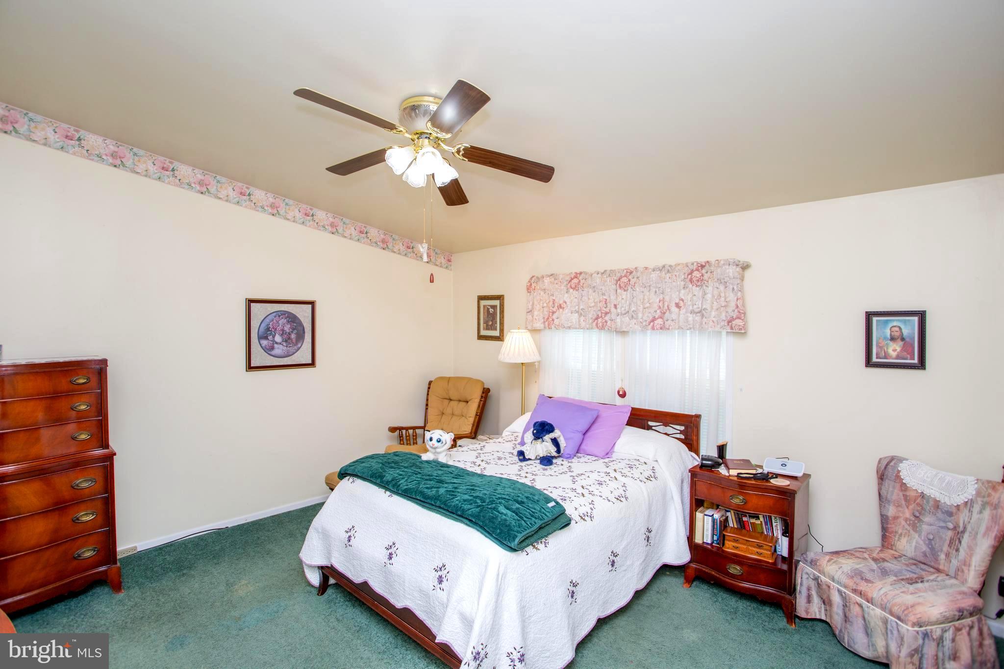 QUIET ACRES - Residential