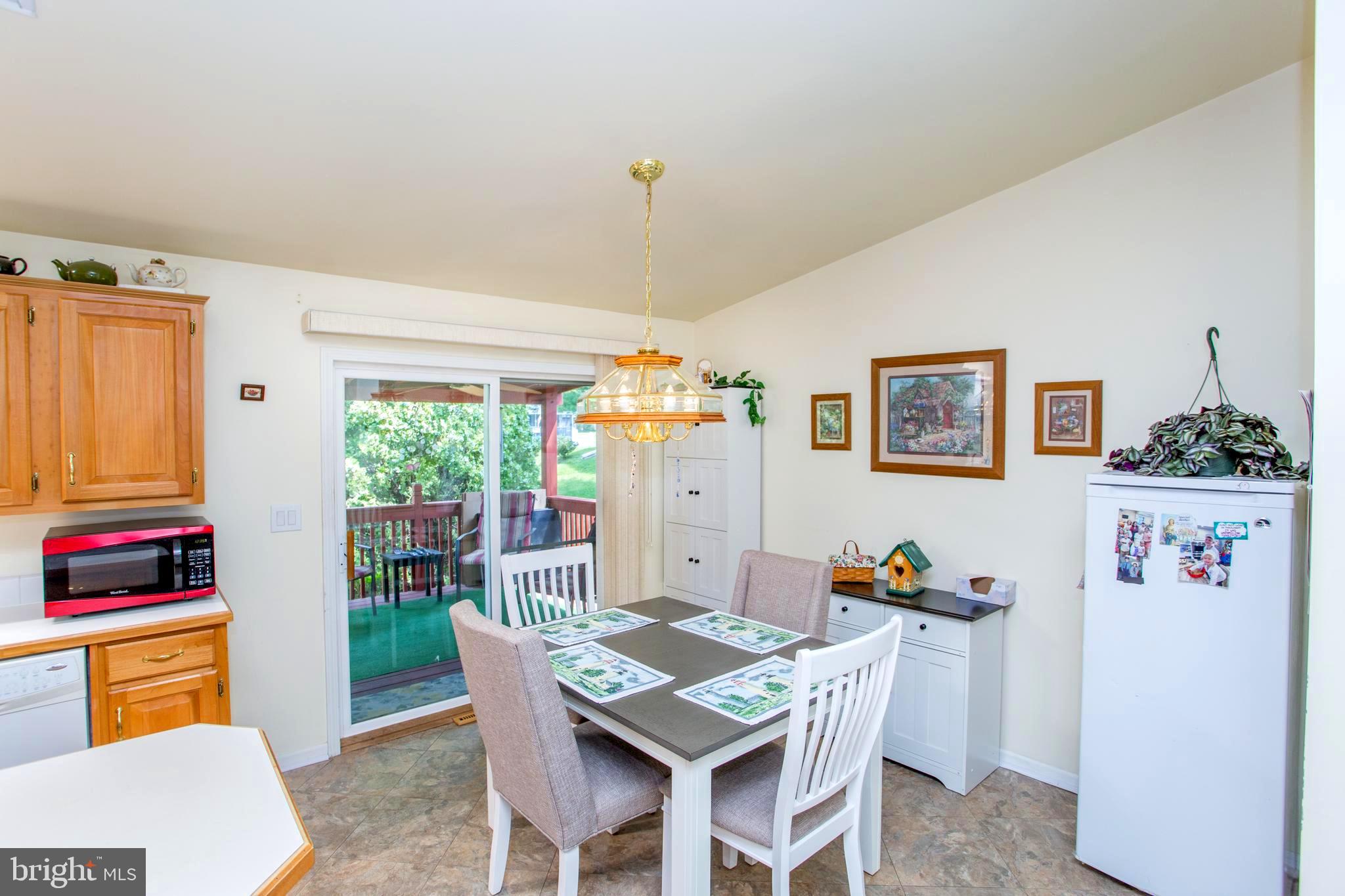 QUIET ACRES - Residential