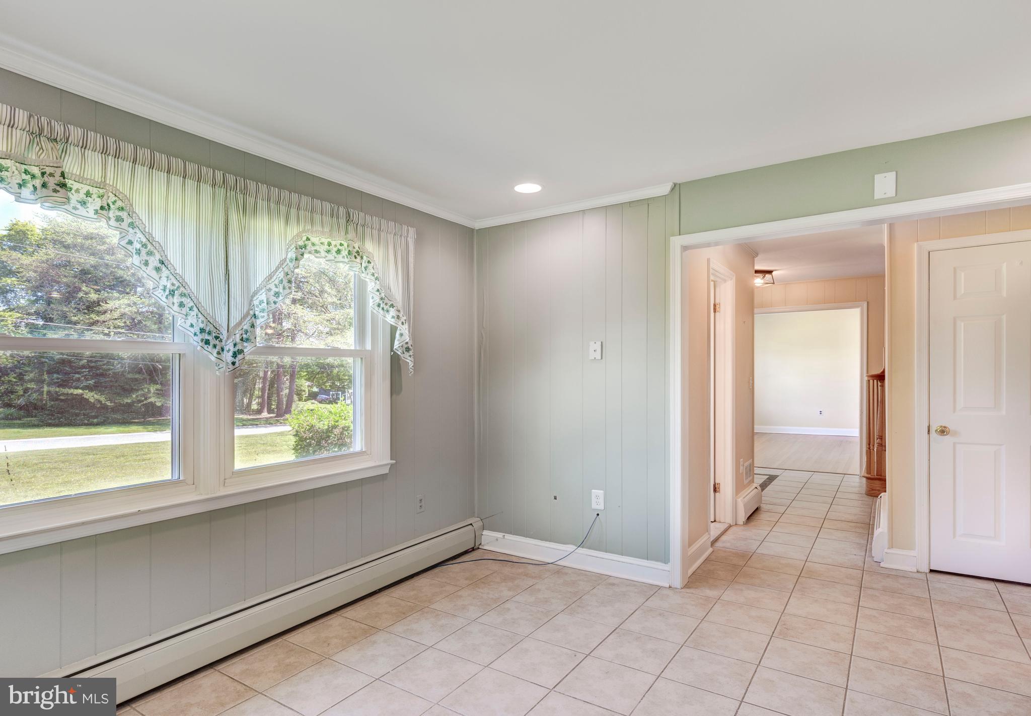 SUNNYBROOK FARMS - Residential