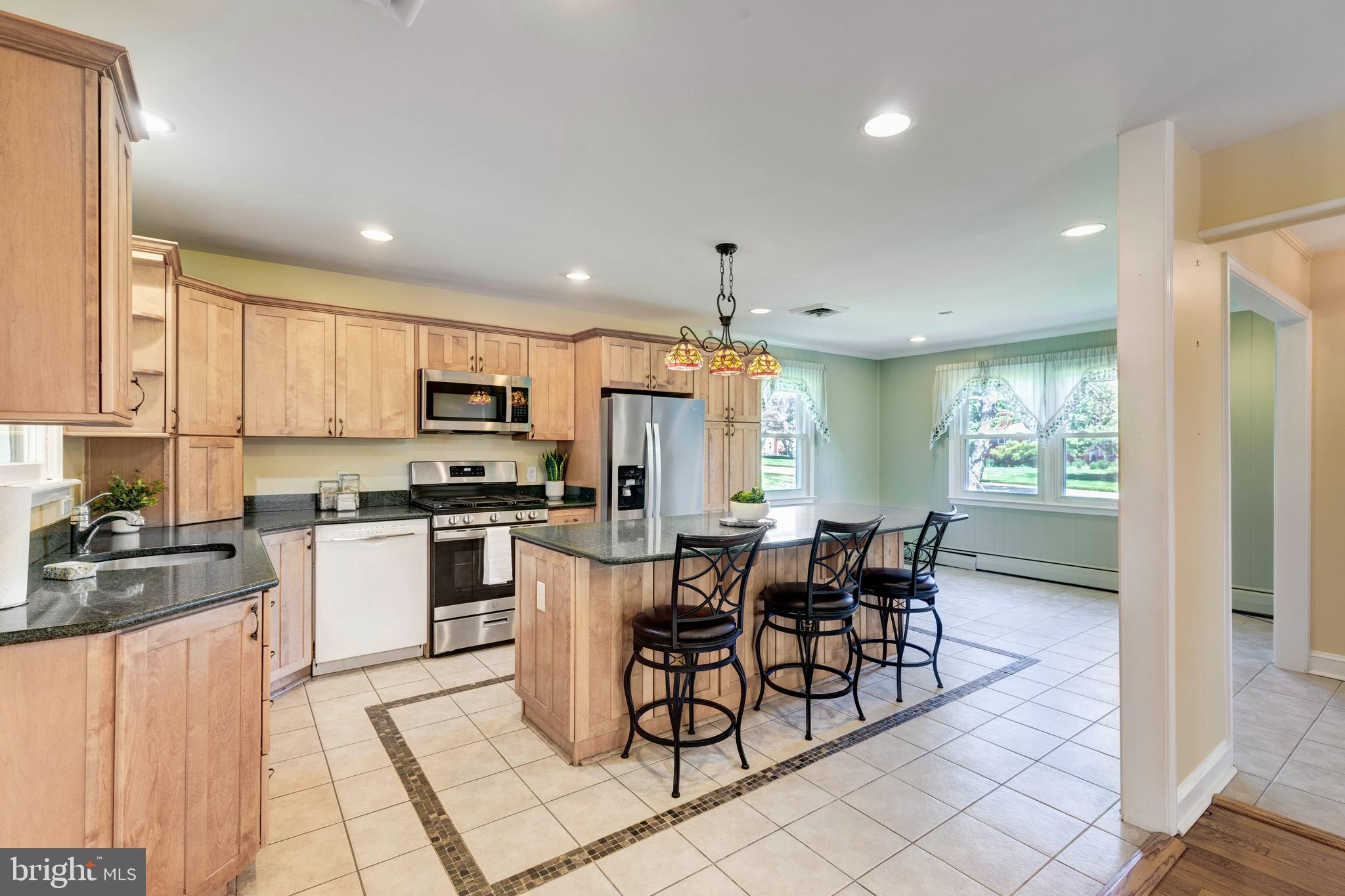 SUNNYBROOK FARMS - Residential