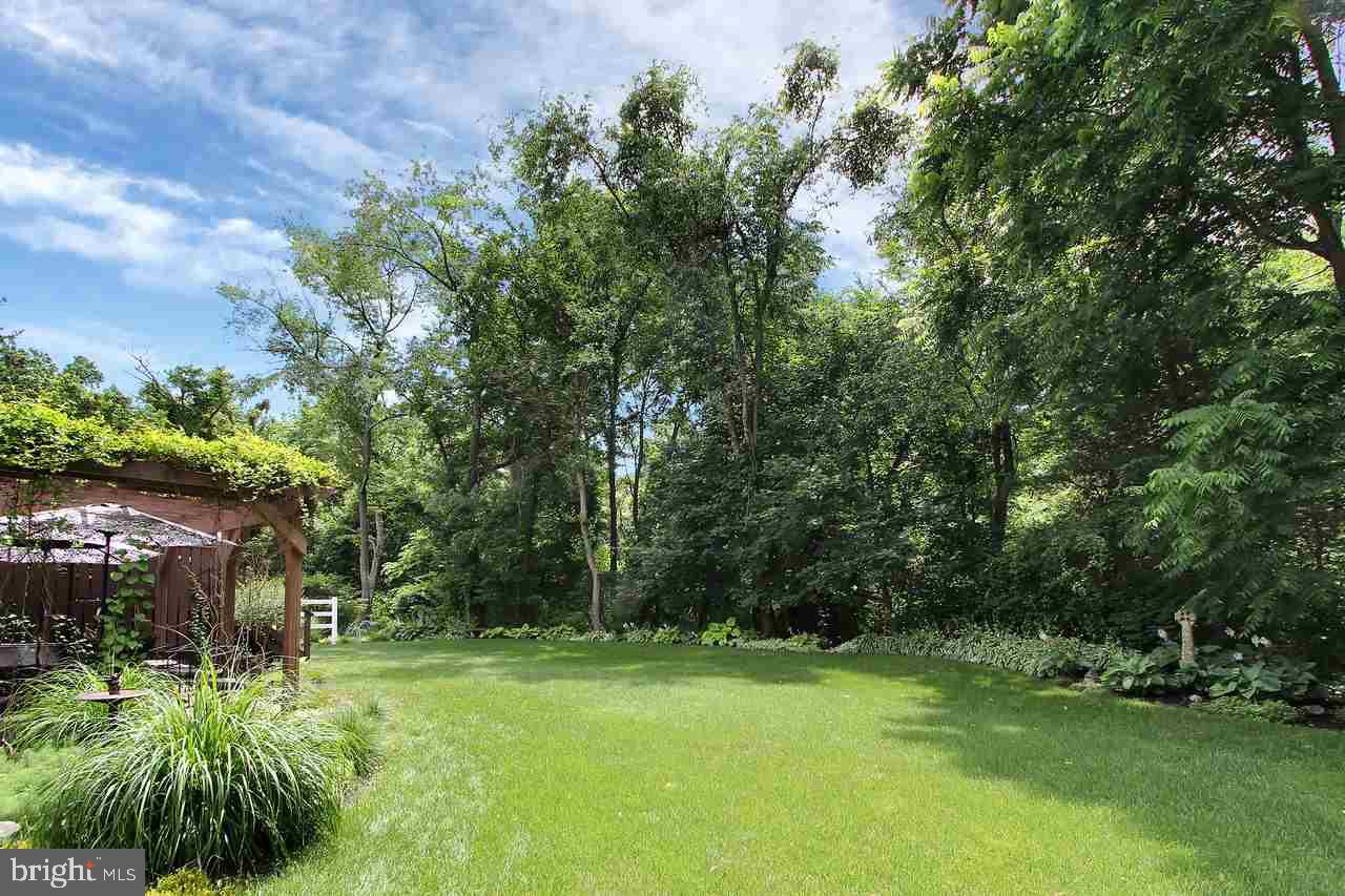 WOODCREST - Residential