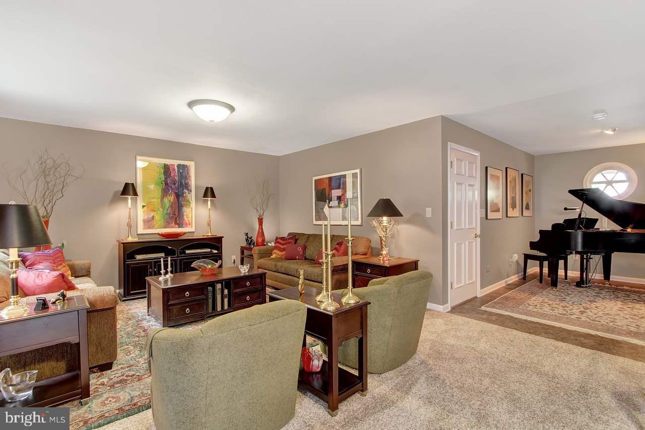 WOODCREST - Residential