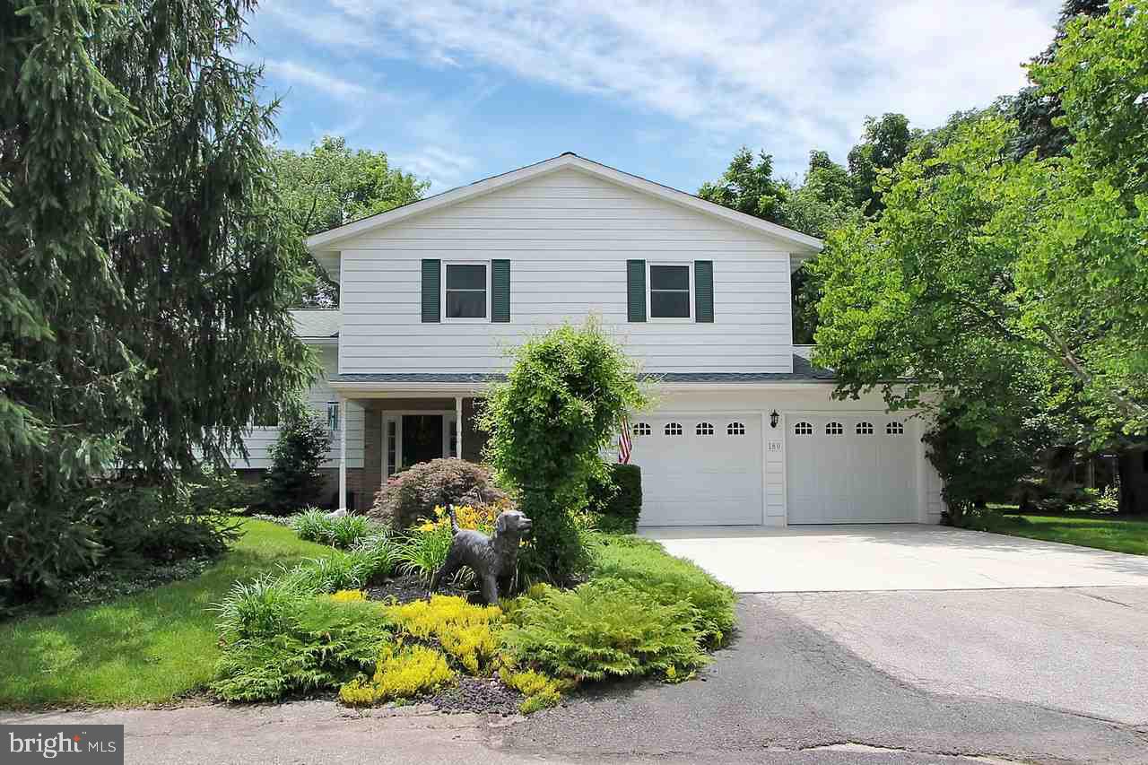 WOODCREST - Residential