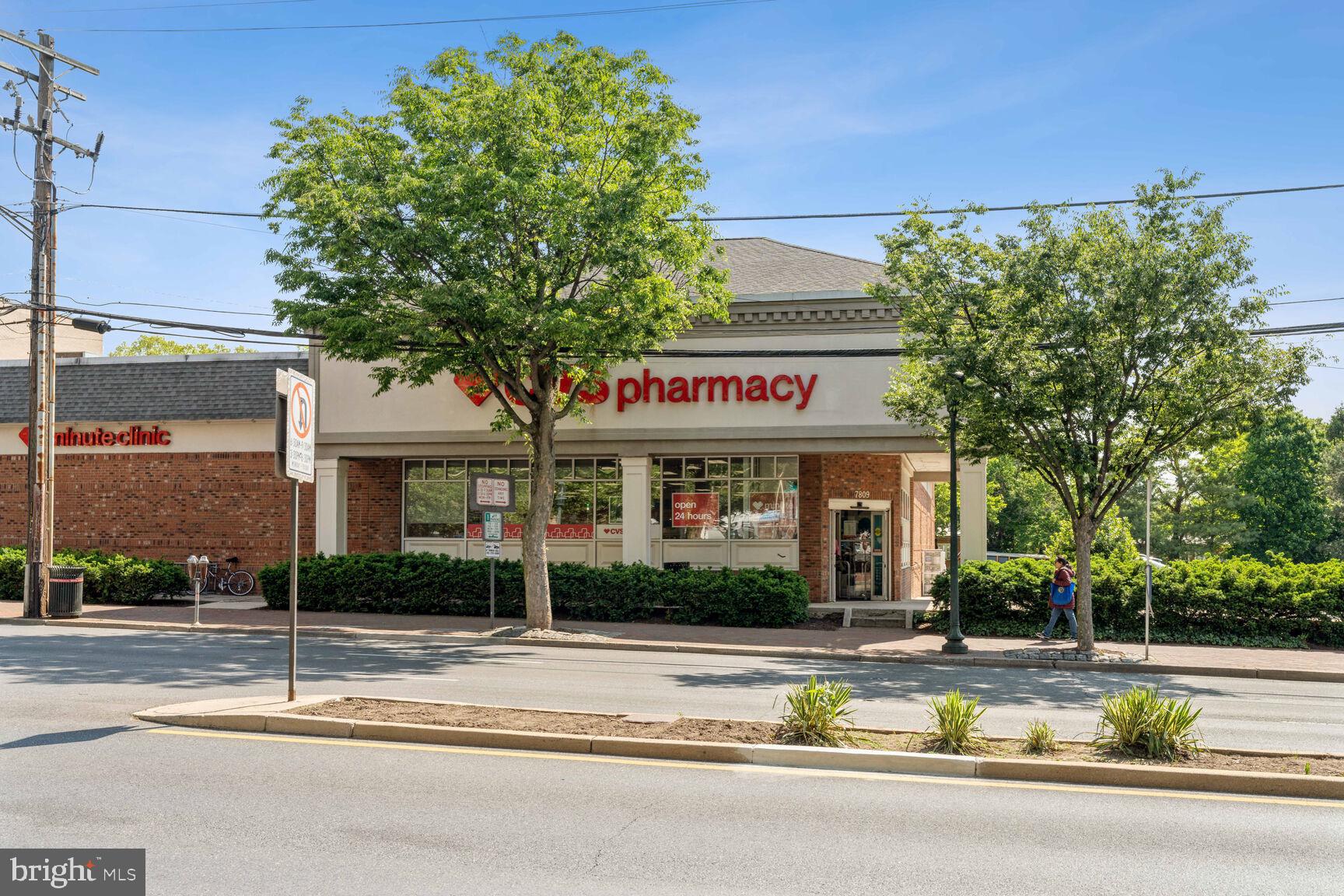 FAIRMONT PLAZA - Residential