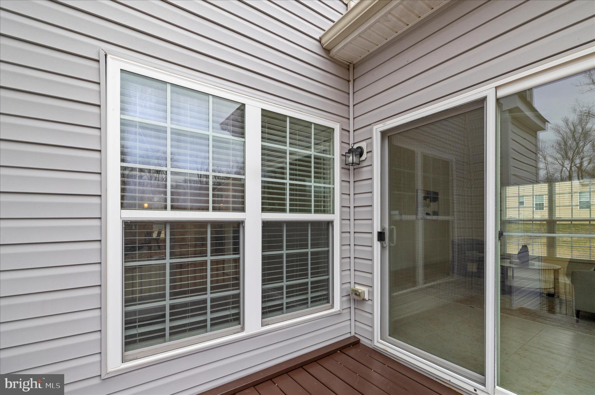 ST JAMES-PLAT 1> - Residential