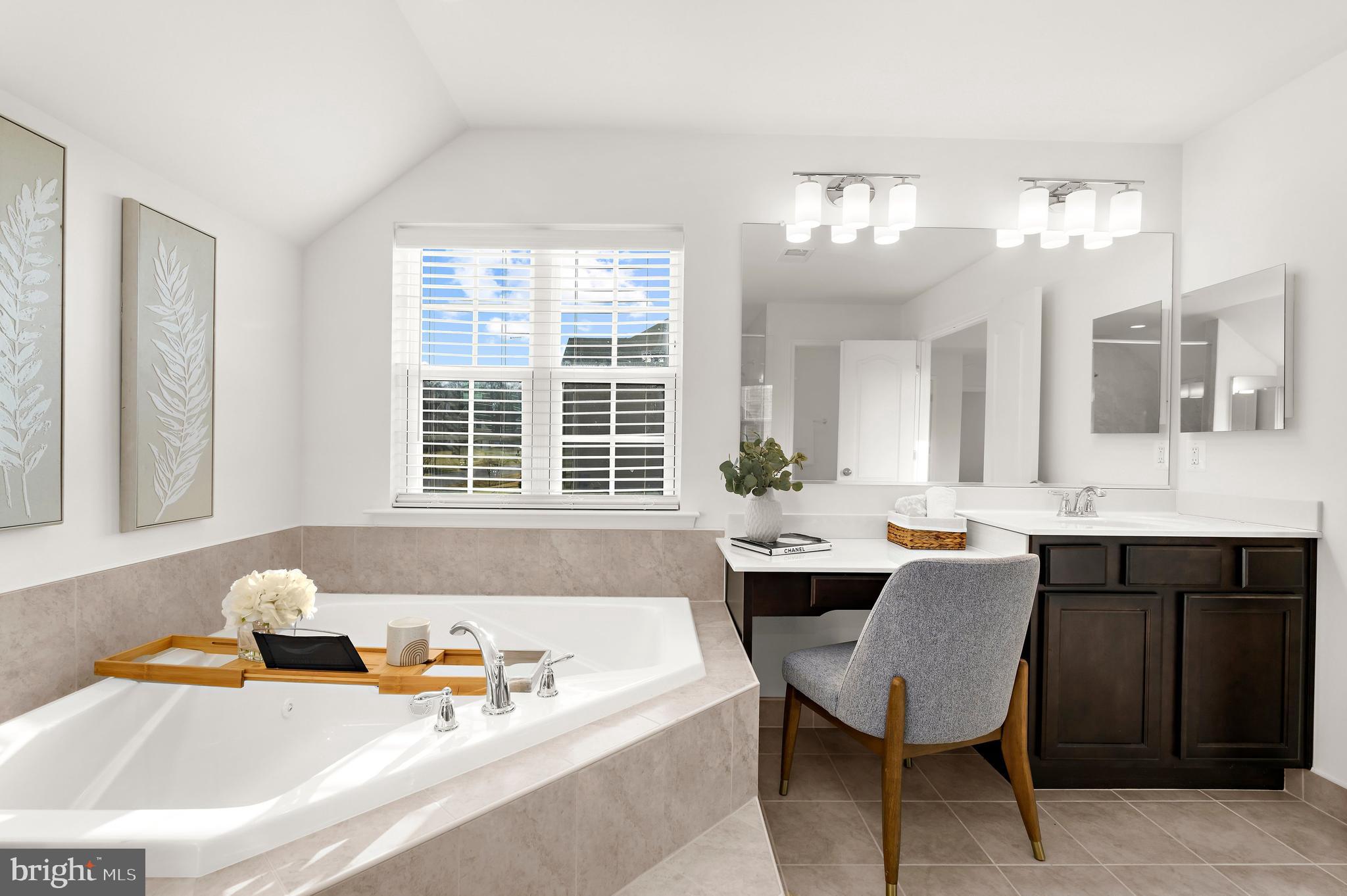 ST JAMES-PLAT 1> - Residential