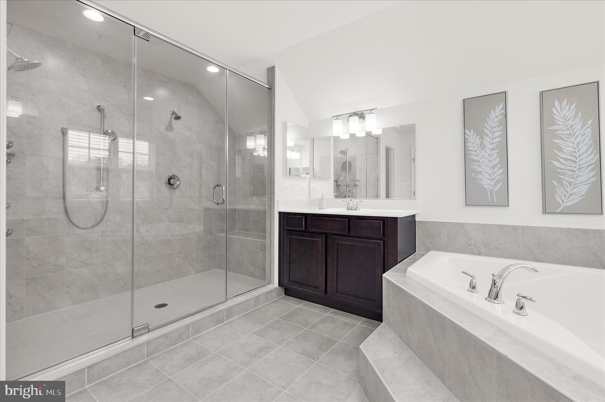 ST JAMES-PLAT 1> - Residential