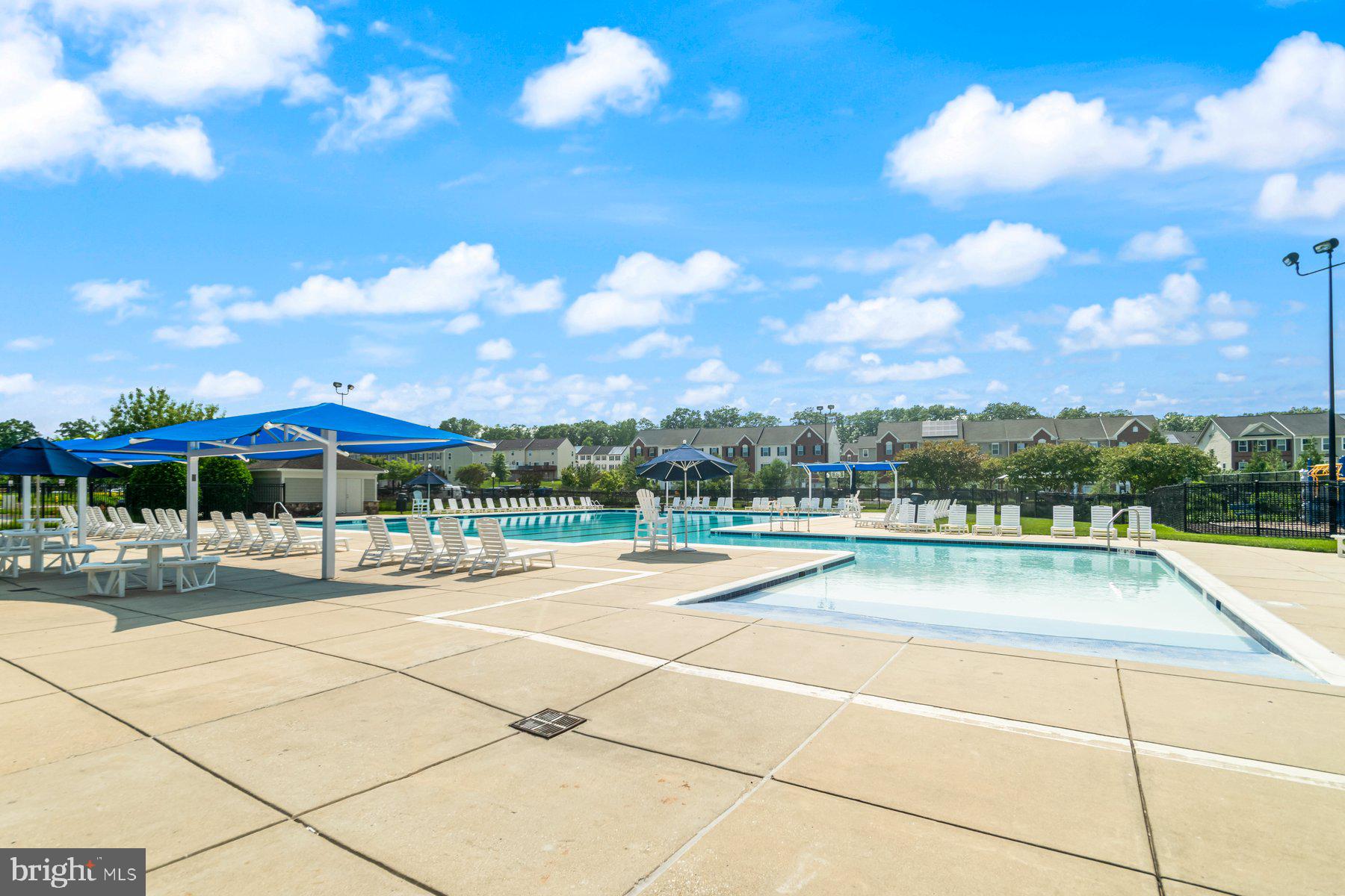 TANYARD SPRINGS TOWNHOMES - Residential