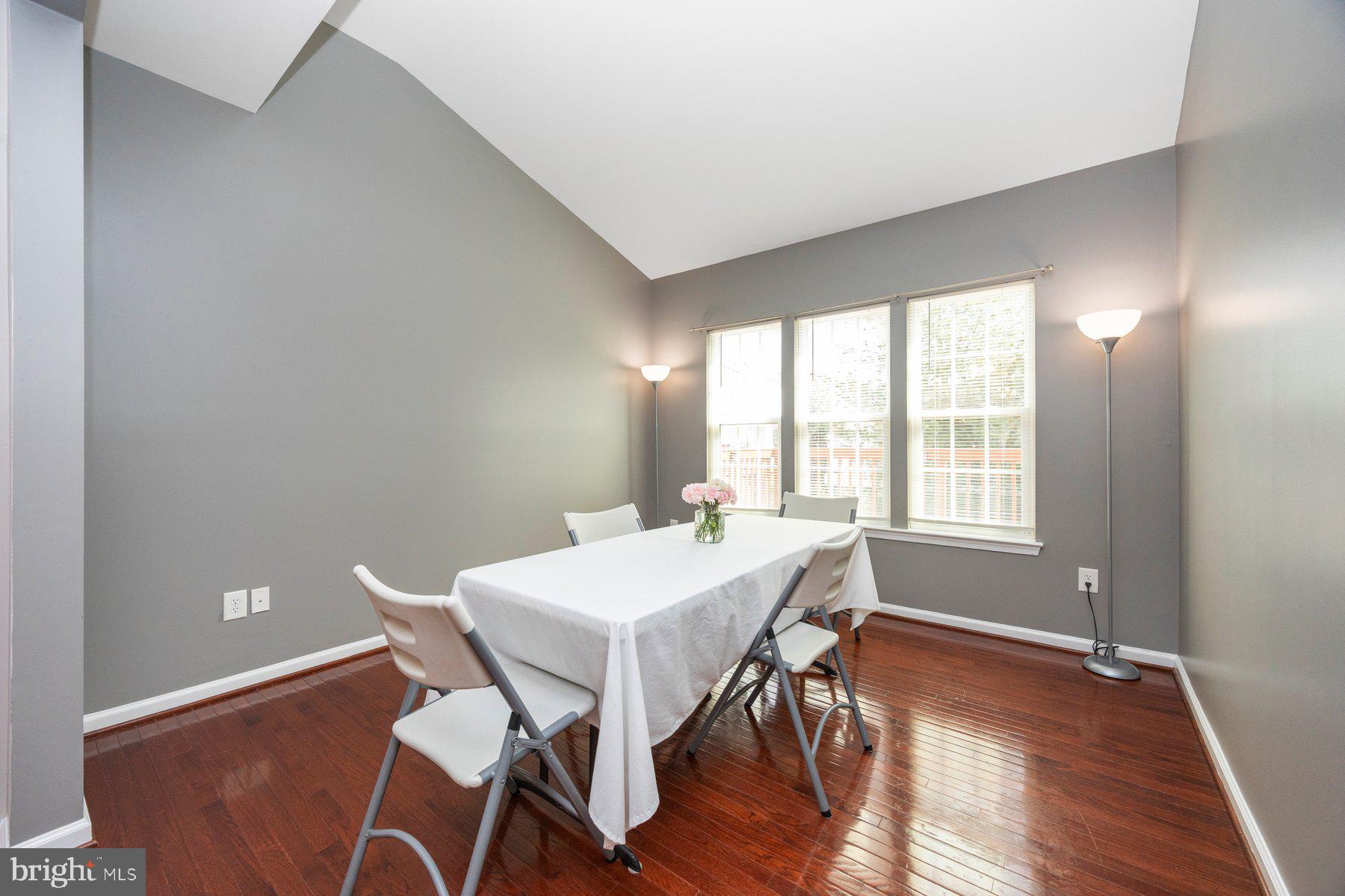 TANYARD SPRINGS TOWNHOMES - Residential