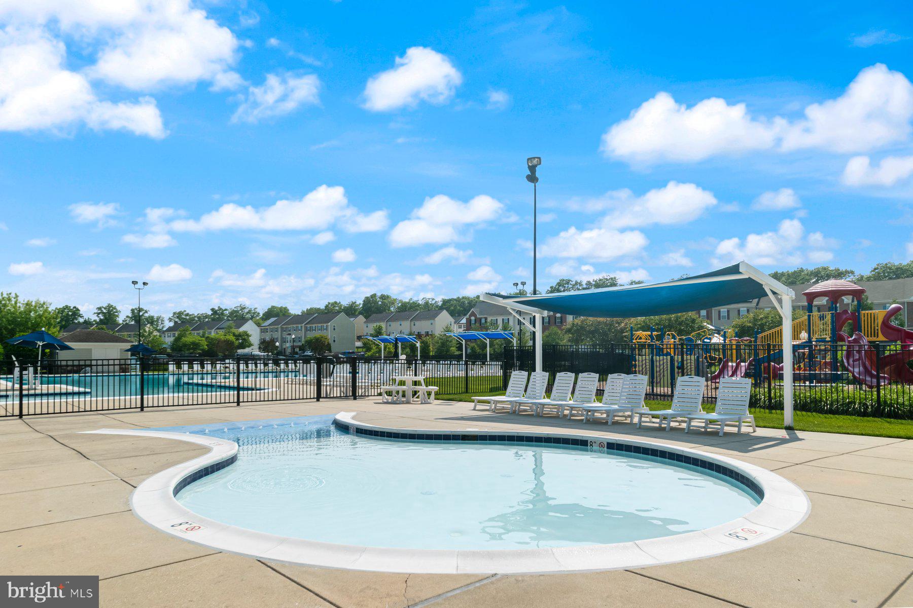 TANYARD SPRINGS TOWNHOMES - Residential