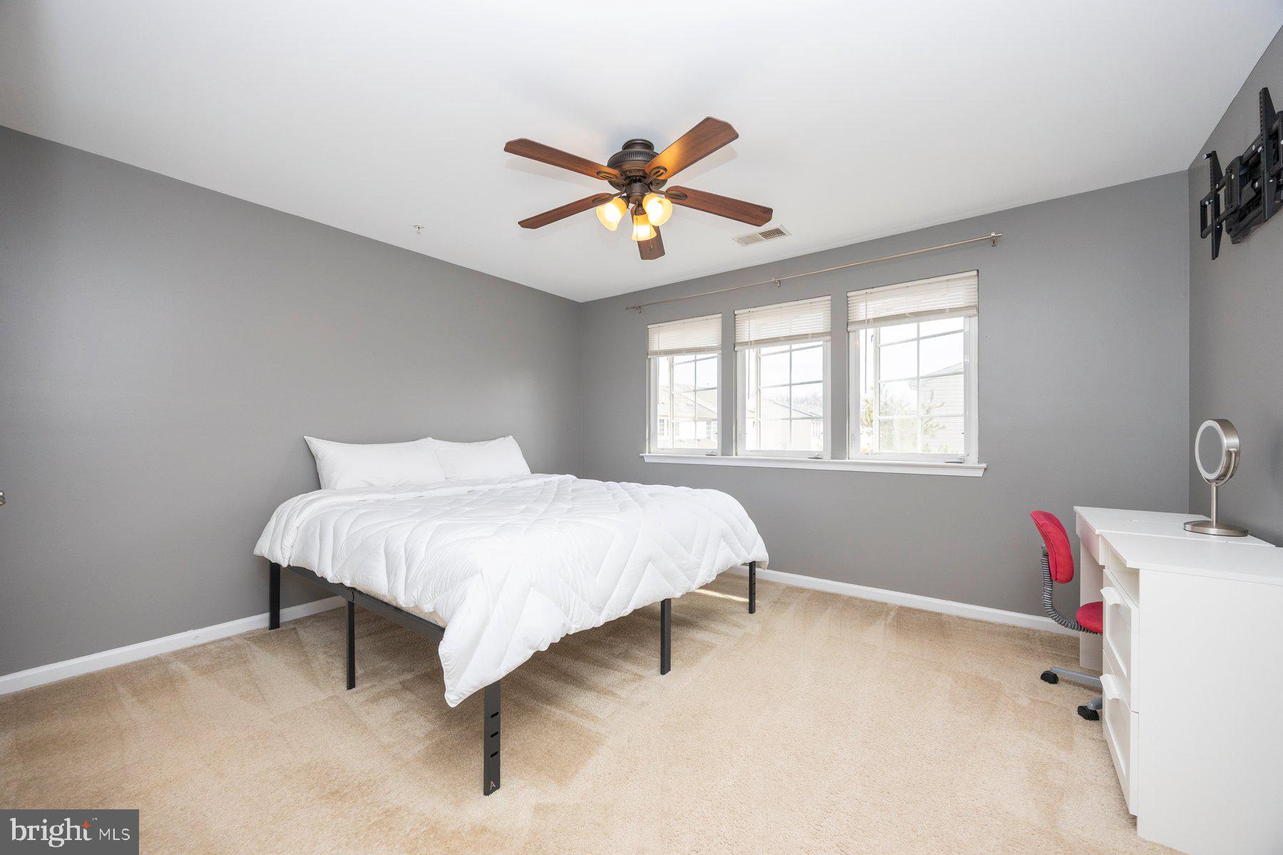 TANYARD SPRINGS TOWNHOMES - Residential