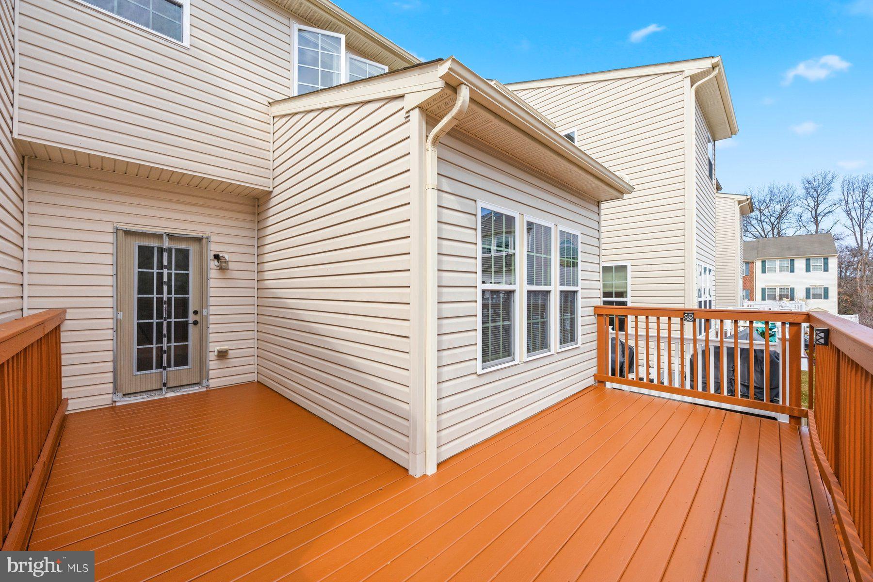 TANYARD SPRINGS TOWNHOMES - Residential